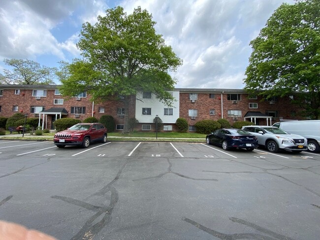 Building Photo - 799 Sergeant Palmateer Way