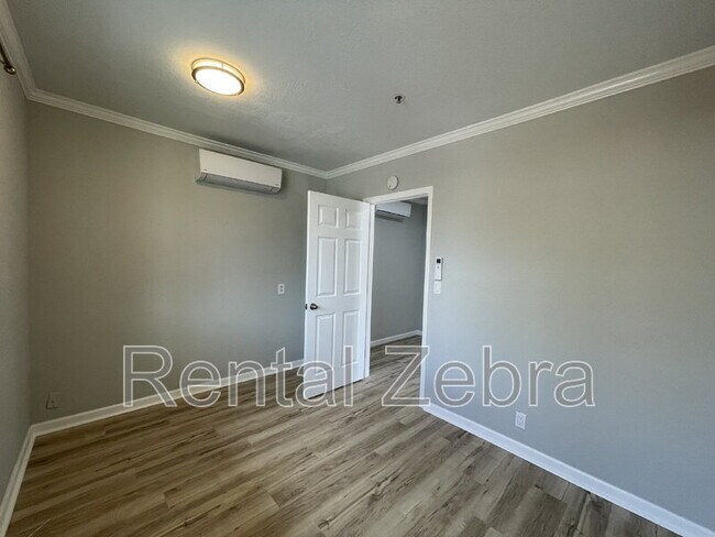 Building Photo - 343 Arlen Dr