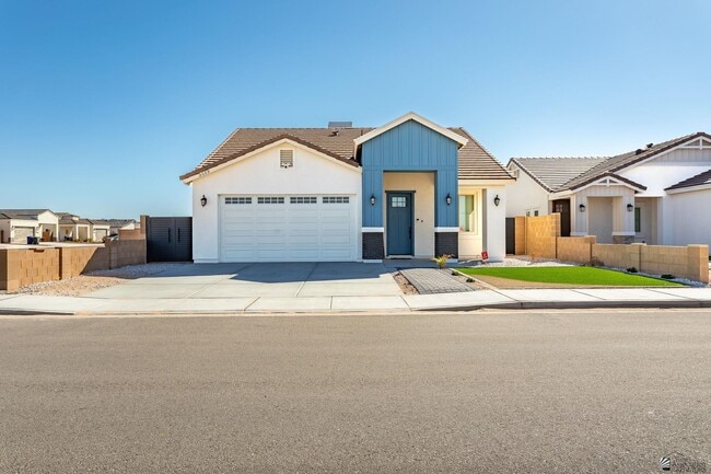 Primary Photo - 3559 S Dana Dr