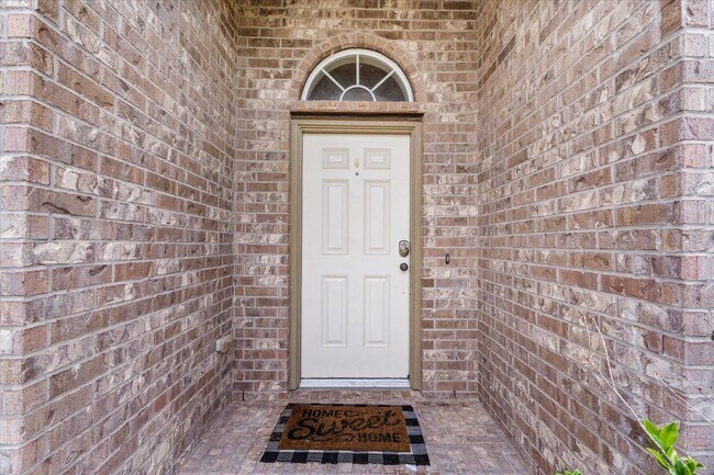 Building Photo - 285 Country Crossing Cir