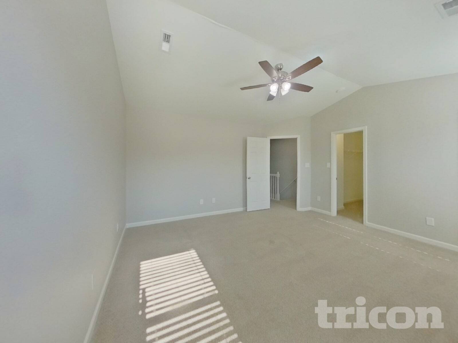 Building Photo - 1550 Oakdale Green Dr