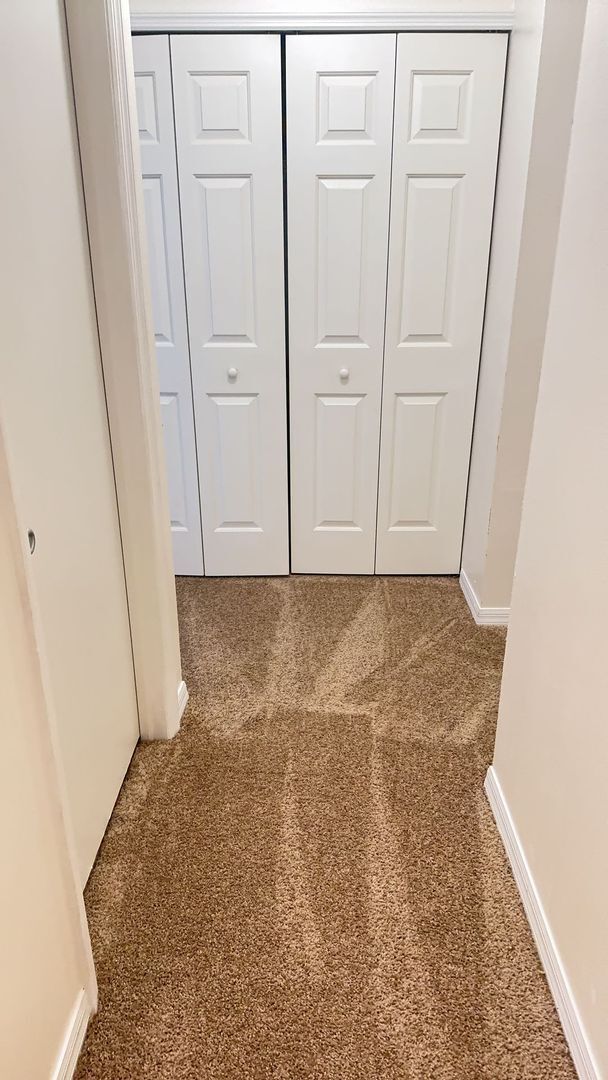 Building Photo - MOVE IN SPECIAL- Newly renovated 3 bedroom/2.5 bath townhouse for rent located in the lovely gate...