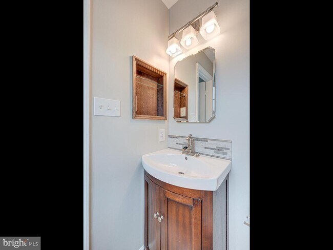 Building Photo - 10332 Mockingbird Pond Ct