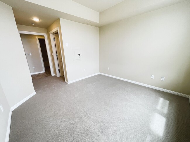 Building Photo - 2230 Gellert Blvd