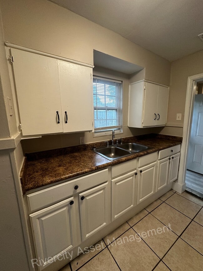 Building Photo - 4571 Sea Isle Rd