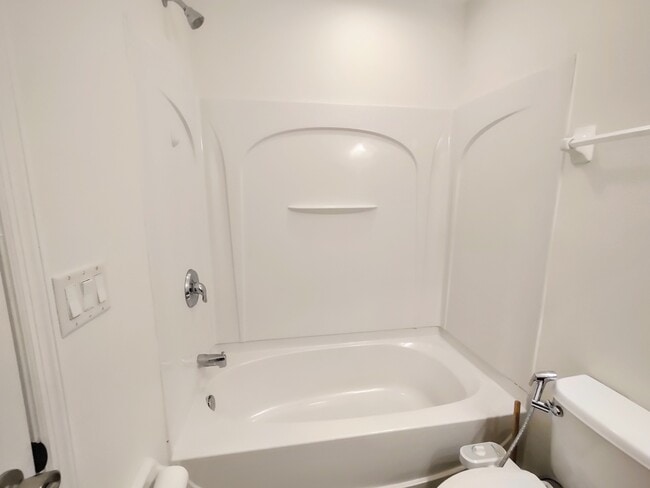 Building Photo - 653 Drake Bay Terrace