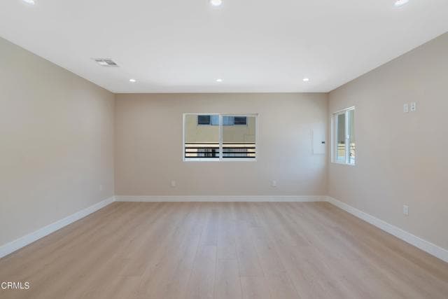 Building Photo - 1206 Tamarind Ave