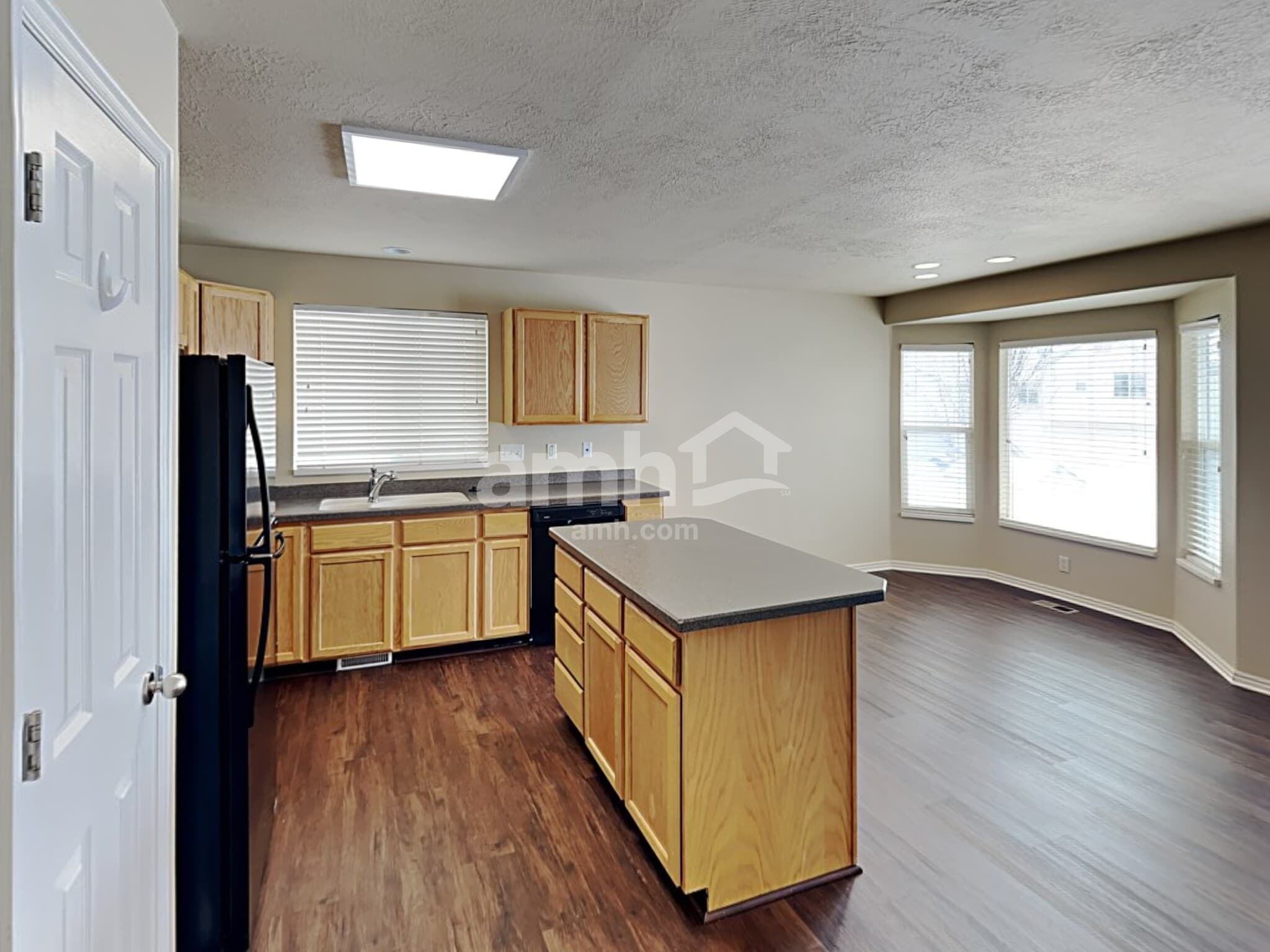 Building Photo - 981 Stonehenge Dr