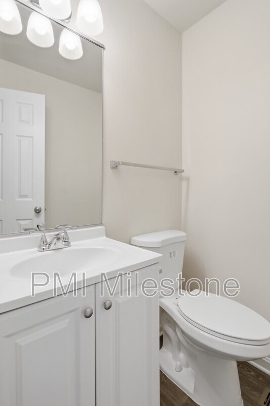 Building Photo - 6581 Ewald Ct