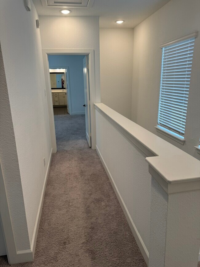 Building Photo - 1508 Rose Willow Wy