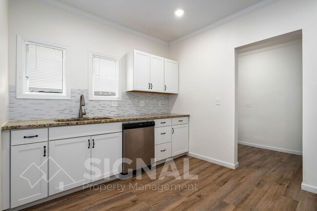Building Photo - 515 80th St S