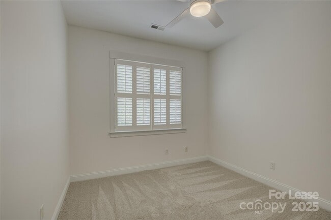 Building Photo - 11330 Deer Ridge Ln