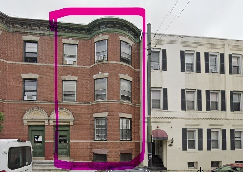 Building Photo - 884 Huntington Ave