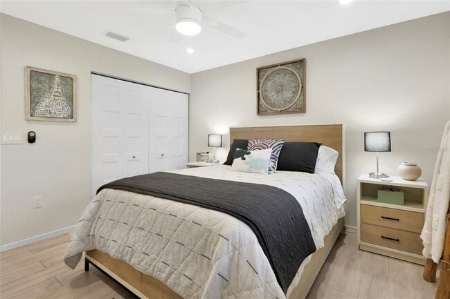 Building Photo - 3694 Glen Oaks Manor Dr
