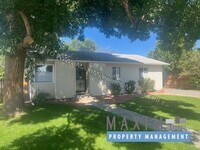 Building Photo - 323 N Mulberry St