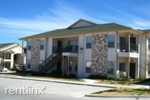 Building Photo - Studio, 1 bath Condo - 19790 Highway 105 W...