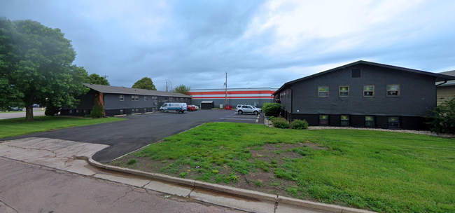 Primary Photo - Jefferson Commons