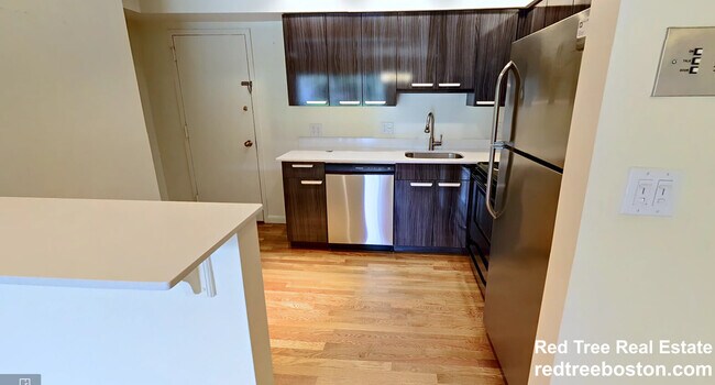 Building Photo - 320 Hammond Pond Pkwy