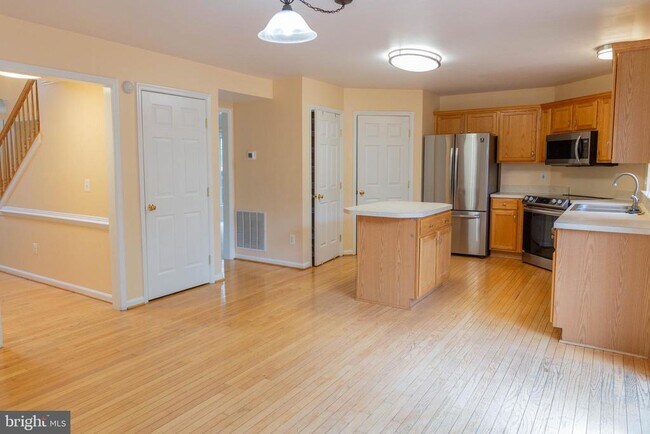 Building Photo - 53 Pebble Beach Dr