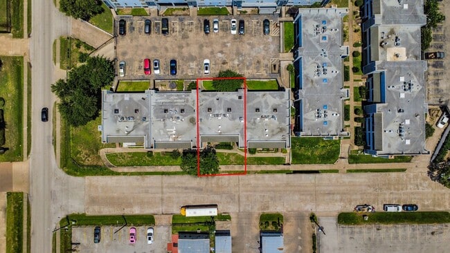 Building Photo - 781 Country Pl Dr