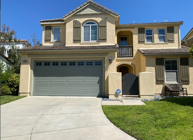Primary Photo - 4 bedroom, 3 bath Big Sky home!