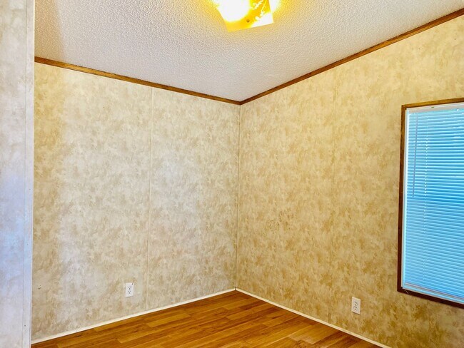 Building Photo - Cute 2 bed/2 bath mobile home in Opelousas