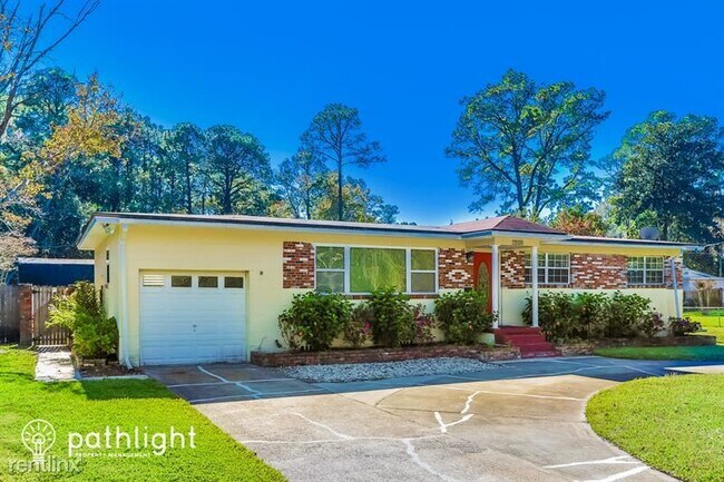 Building Photo - 3 br, 1 bath House - 7120 Sans Souci Rd UNIT