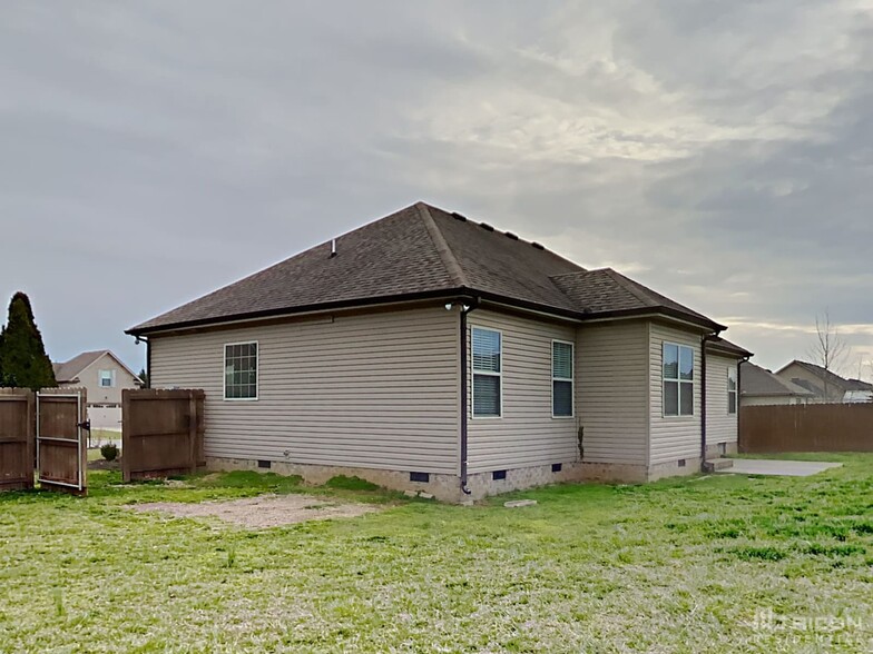 Building Photo - 2343 Foxworth Ct