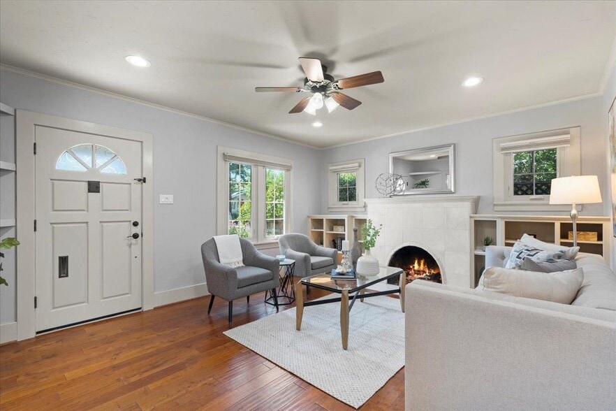 Building Photo - 1375 Magnolia Ave