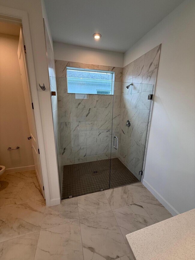 Building Photo - 13509 SW Bally Dr