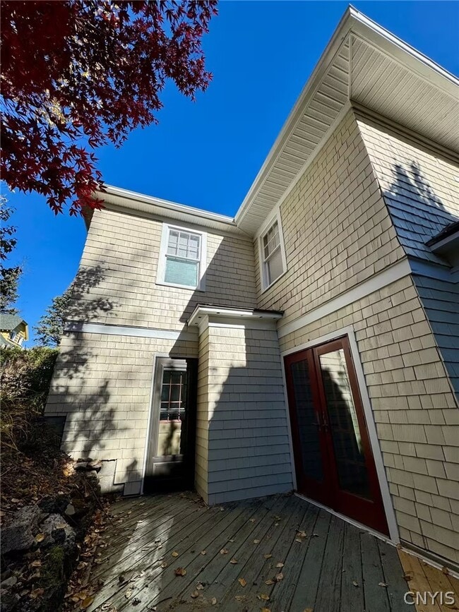 Building Photo - 608 Ackerman Ave