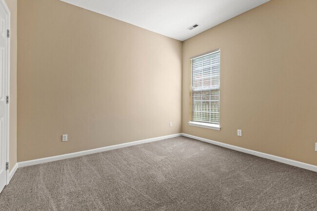 Building Photo - 2225 Gablefield Ln