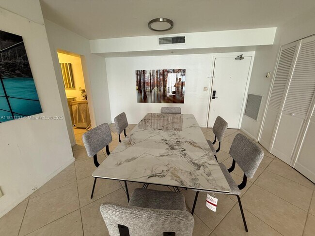 Building Photo - 9195 Collins Ave