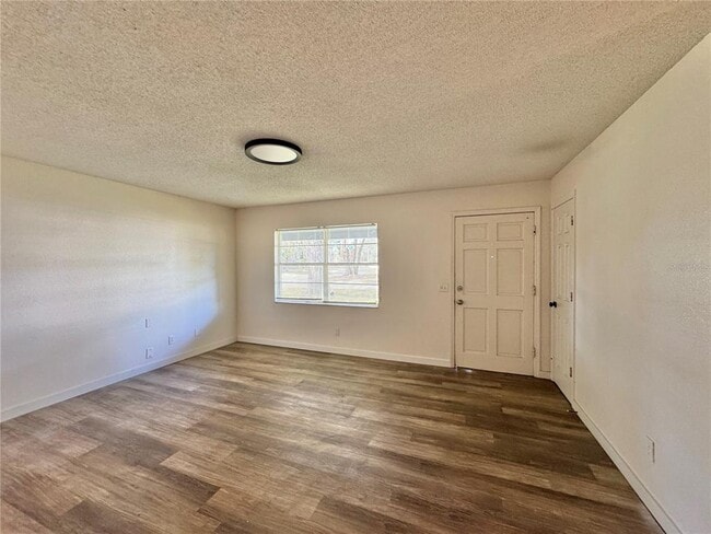 Building Photo - 133 S Bulova Dr