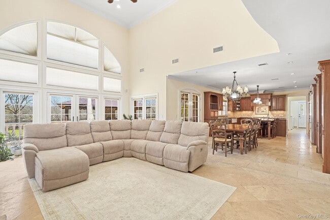 Building Photo - 590 West St