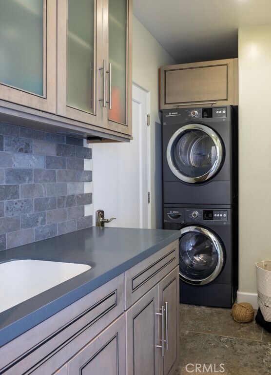 Building Photo - 309 Marguerite Ave