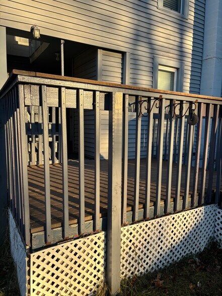 Building Photo - 15 Clubhouse Rd