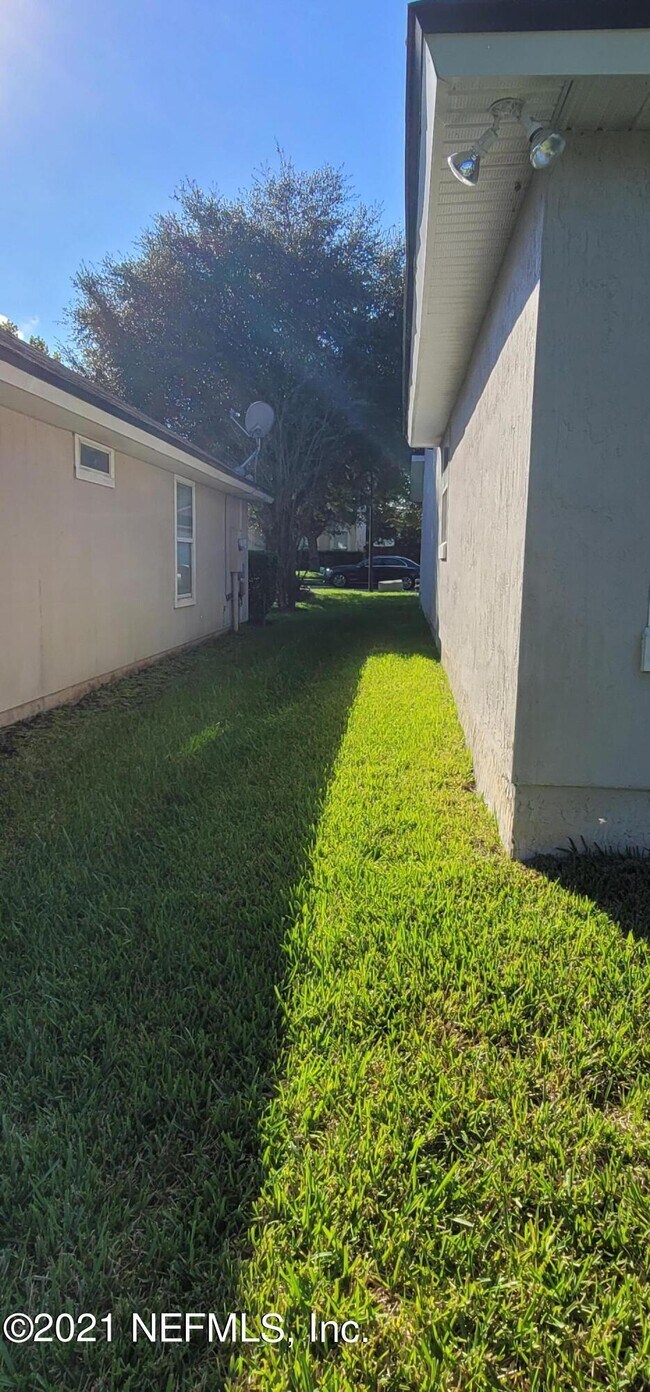 Building Photo - 14227 Sea Eagle Dr