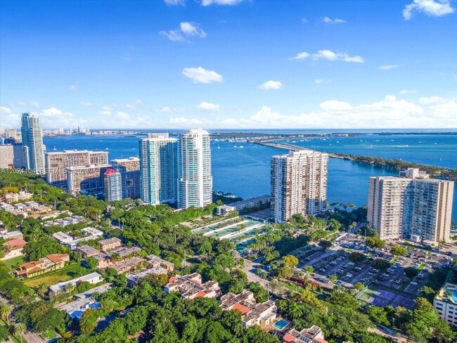 Building Photo - 2451 Brickell Ave