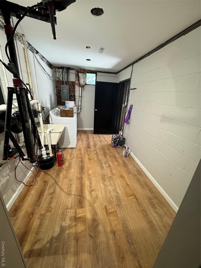 Building Photo - 29 S Mortimer Ave