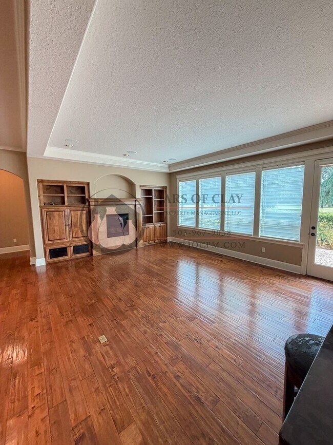 Building Photo - 2752 Tukwila Dr