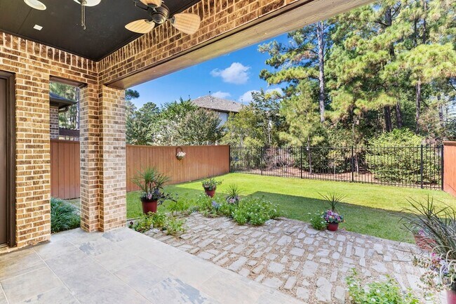 Building Photo - 19 Jonquil Pl