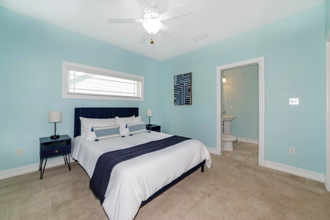 Building Photo - 5697 Burnside Cir