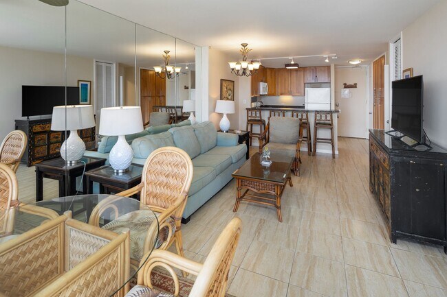 Building Photo - Cozy Marina-Front Condo – 1BR at Ilikai Ma...