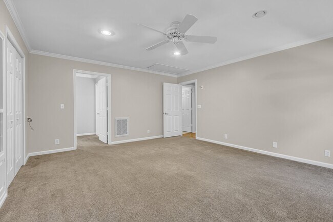 Building Photo - 1105 Chelsey Ct