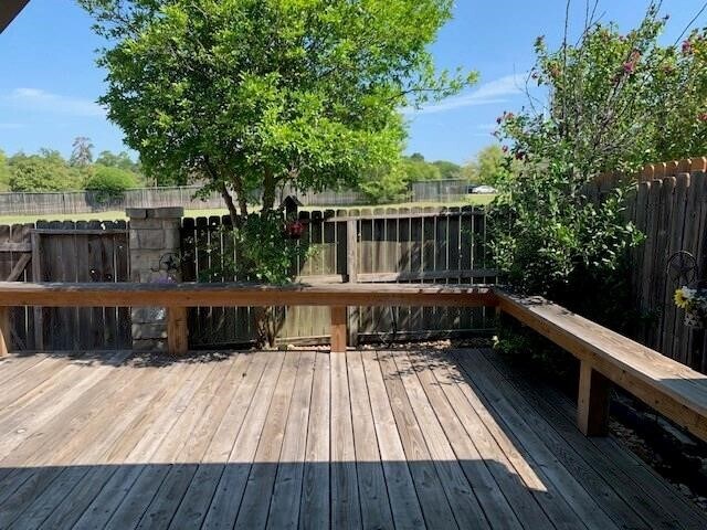 Building Photo - 1922 20th St