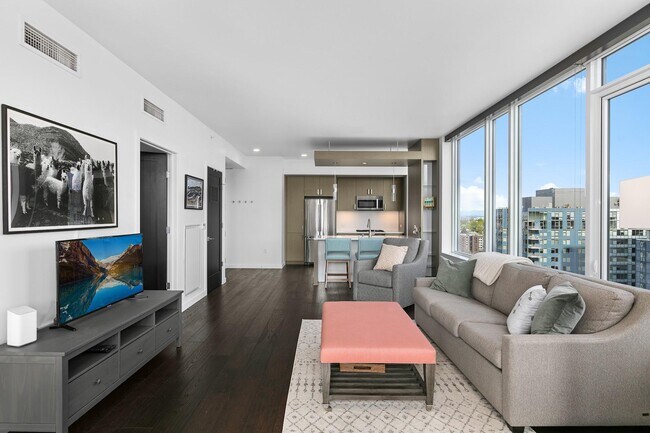 Building Photo - 1321 Seneca St