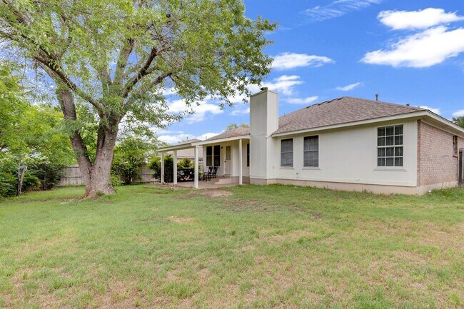 Building Photo - 1807 Timber Ridge Dr