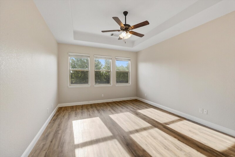 Building Photo - 10416 Talus Dr
