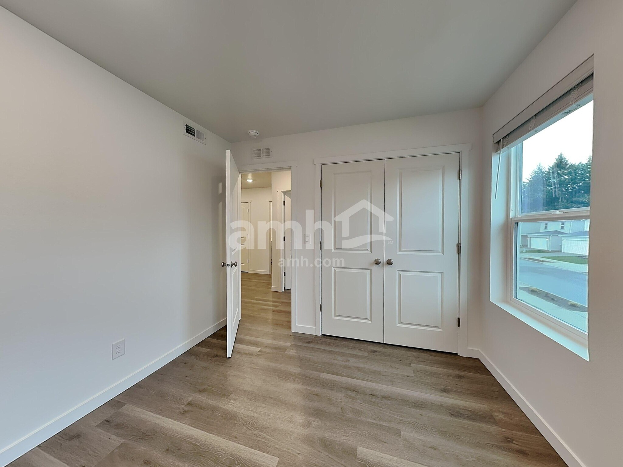 Building Photo - 5206 Turnstone St SE